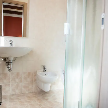 - Bar Da Natale Hotel 2*