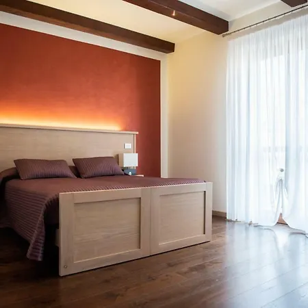 Otel - Bar Da Natale Paesana