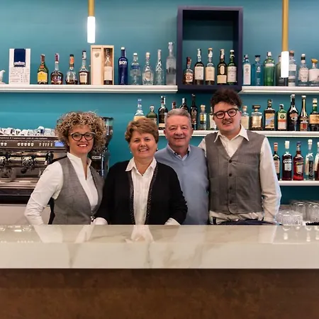 - Bar Da Natale 2*